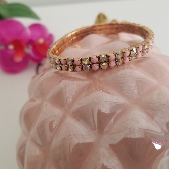 Pink stone fashion bracelet - Picture 2 of 6
